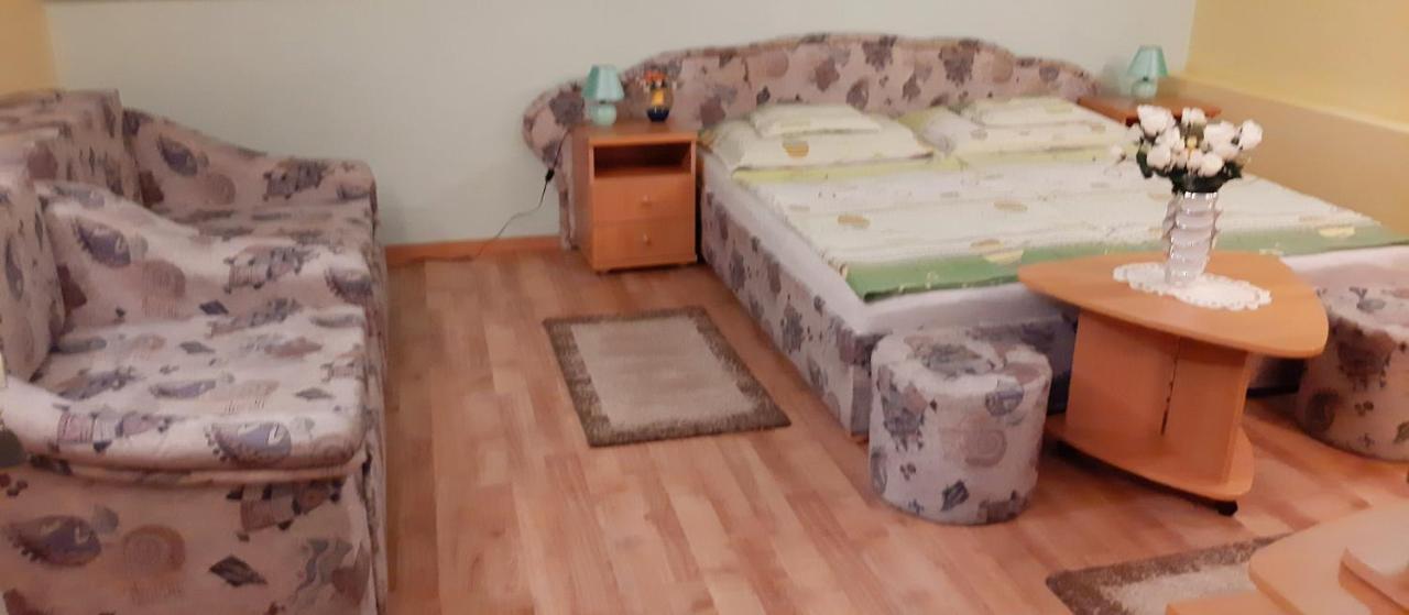 Panorama Szallas Miskolc Dış mekan fotoğraf